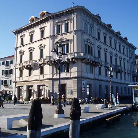 Grande Italia Szálloda