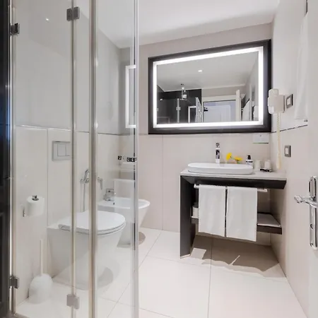 Grande Italia Hotel 4*