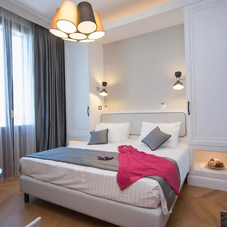 Grande Italia Hotel 4*