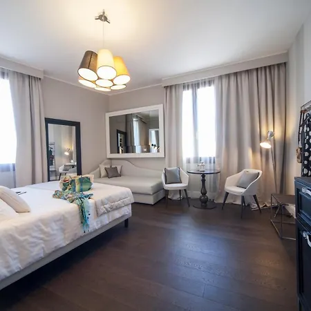 Hotel Grande Italia 4*